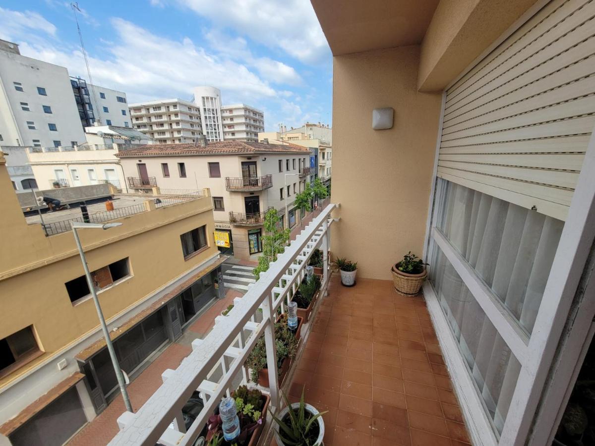 Apartamento Floral Al Centro De Palamos Con Wi-Fi Bagian luar foto